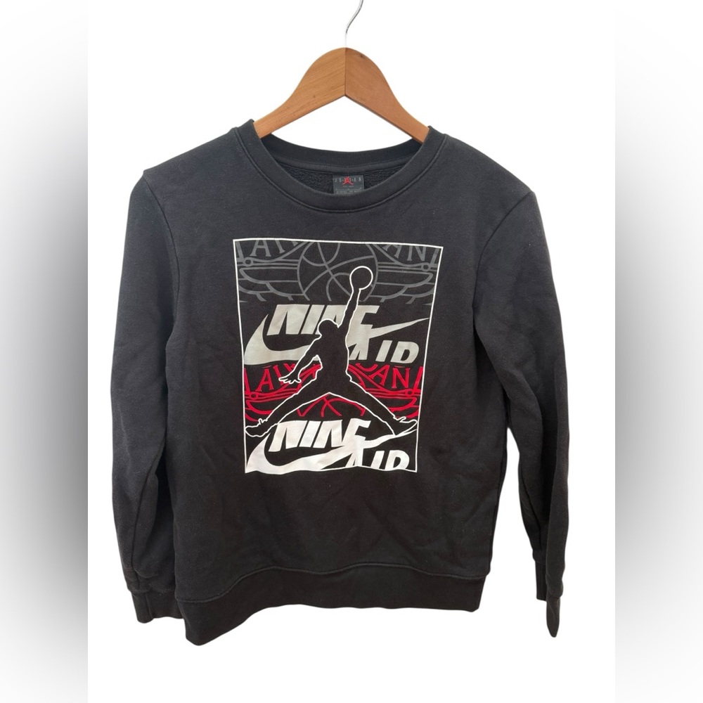 Air Jordan Sweatshirt - Youth Large - Jump Shot - Black Graphic Basketball